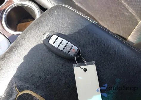 2015 Nissan Pathfinder Platinum/S/Sl/Sv from USA, damaged, VIN 5N1AR2MN3FC716728